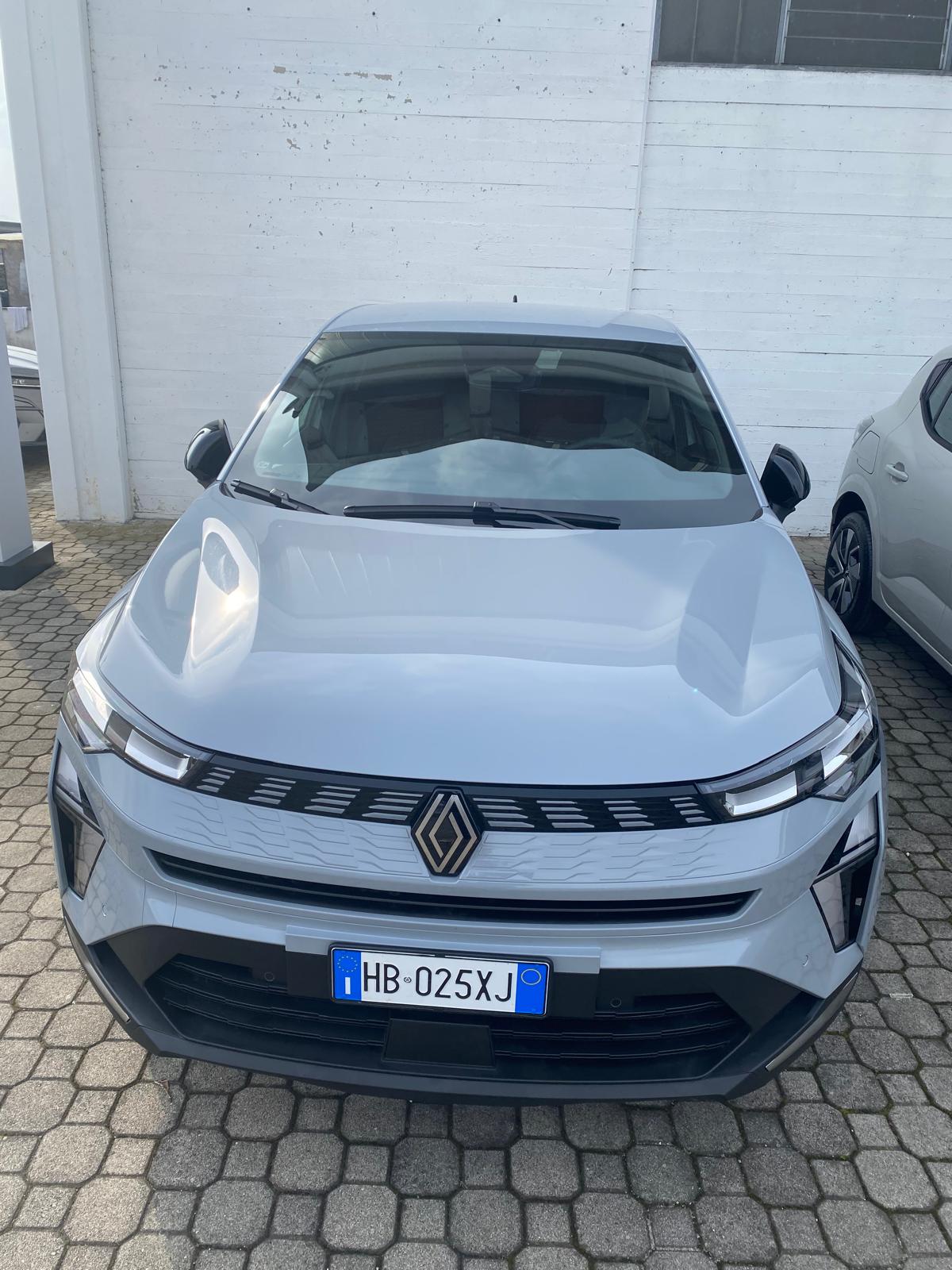 Renault Symbioz 1.8 E-Tech full Hybrid Techno 160 cv autom. Renault Symbioz 1.8 E-Tech full Hybrid Techno 160 cv autom.