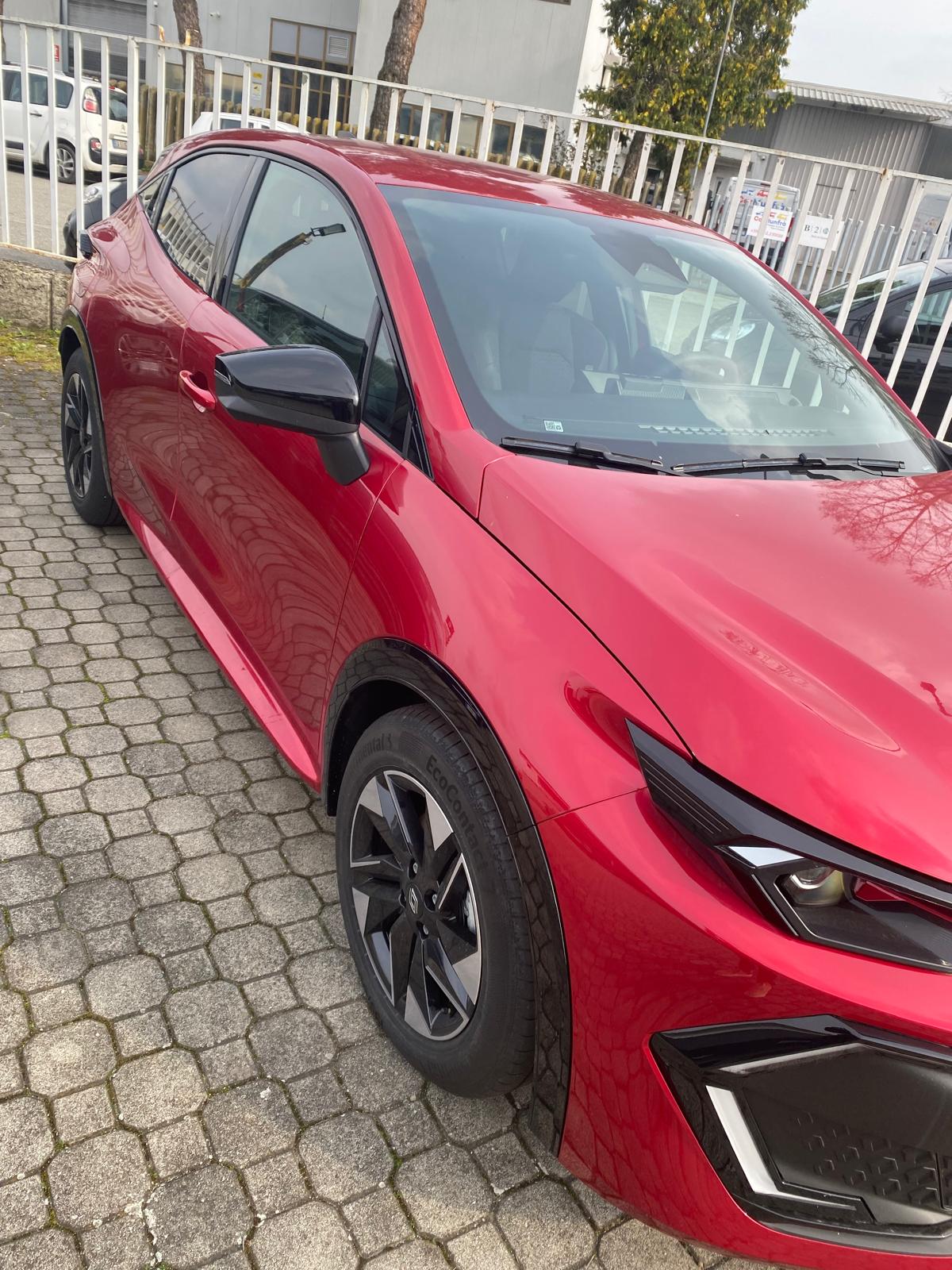 Renault Clio VI 2025 1.2 tce Techno 115 cv Renault Clio VI 2025 1.2 tce Techno 115 cv