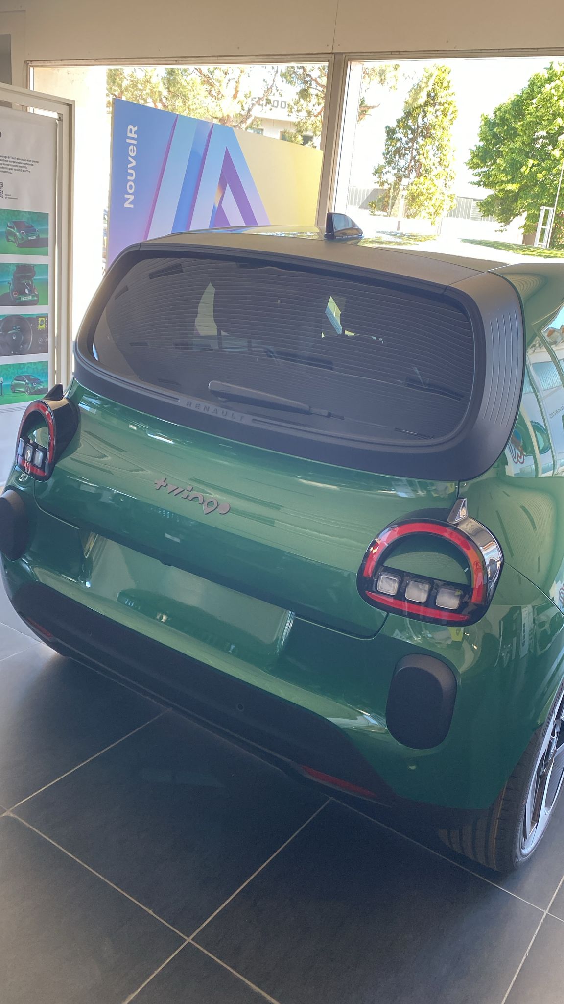 Renault Twingo E-Tech electric 80 cv urban range Renault Twingo E-Tech electric 80 cv urban range